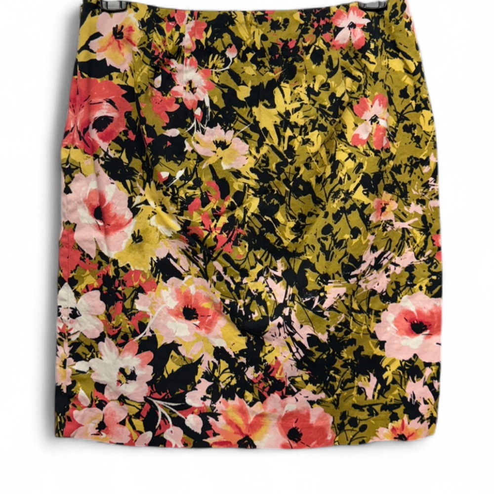 J. Jill Floral Pencil Skirt - Olive Green & Coral, Petite 2 Stretch - Picture 7 of 8